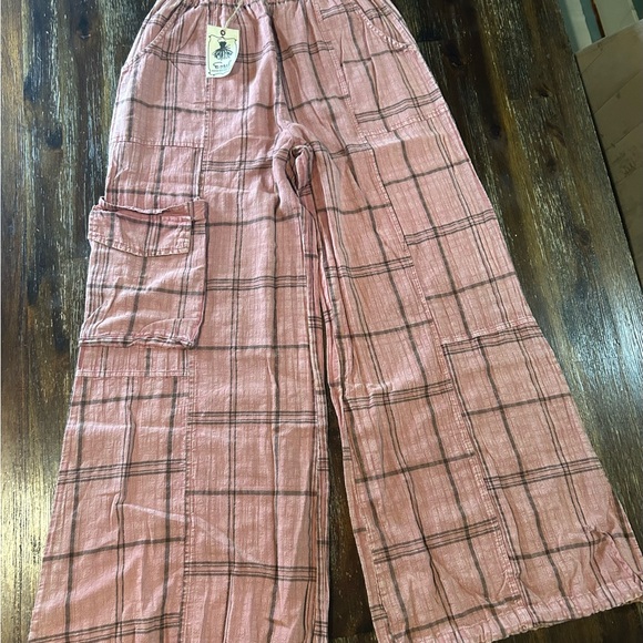 NWT Easel Plaid Happy Pants - Picture 3 of 9